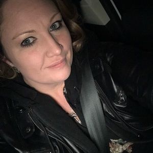 Meet your Posher, Pamela